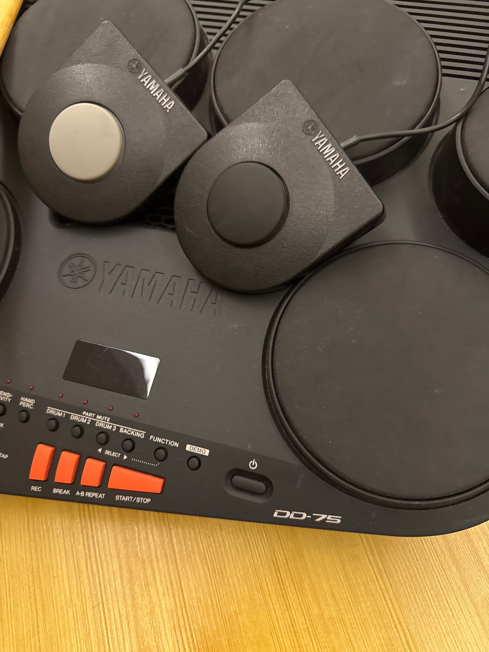 YAMAHA ELECTRONIC DRUM درمز الكتروني