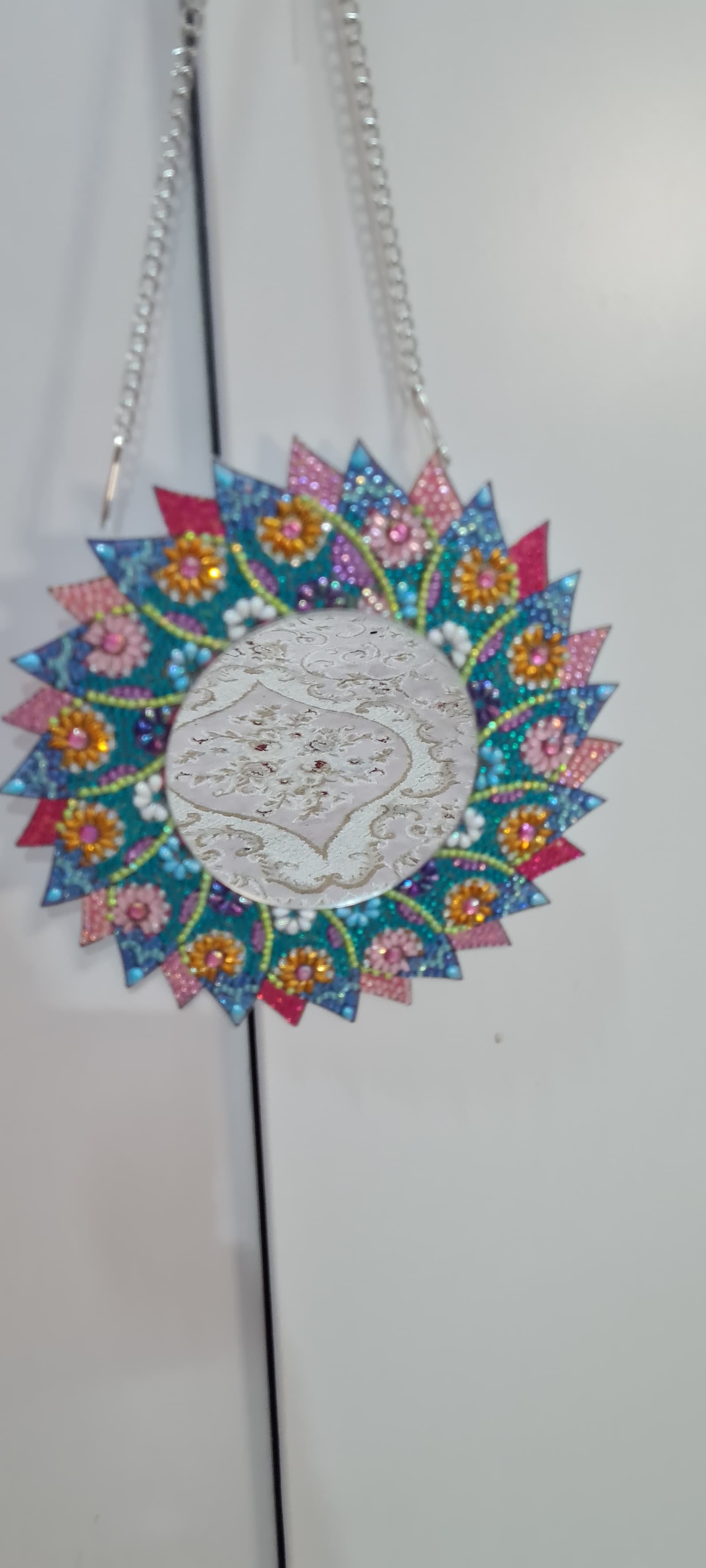 مشغولات واكسسوارات يدوية