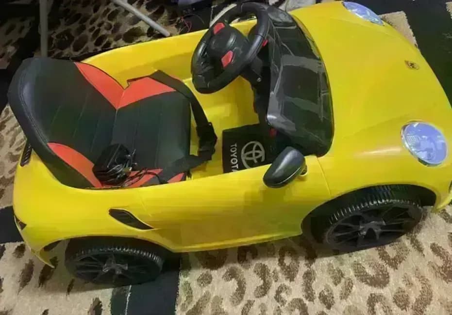 سيارة للاطفال