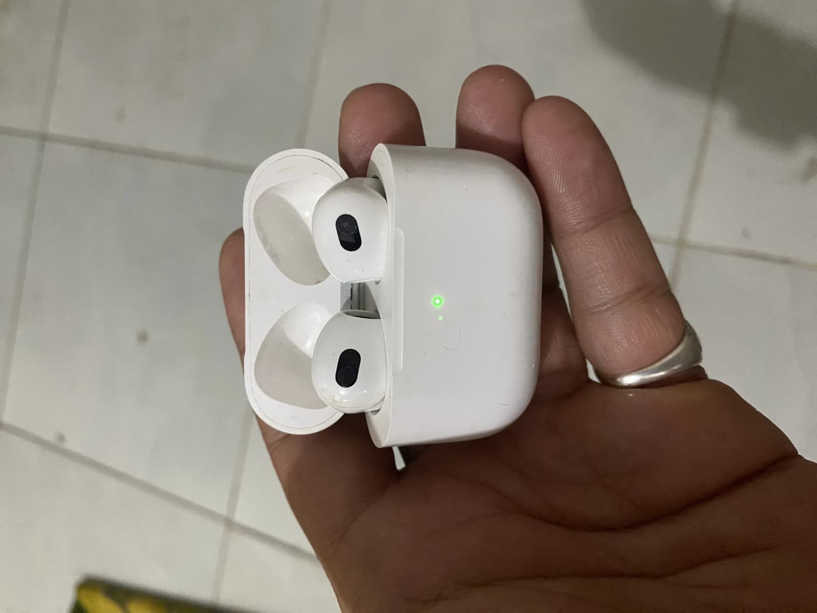 air pods