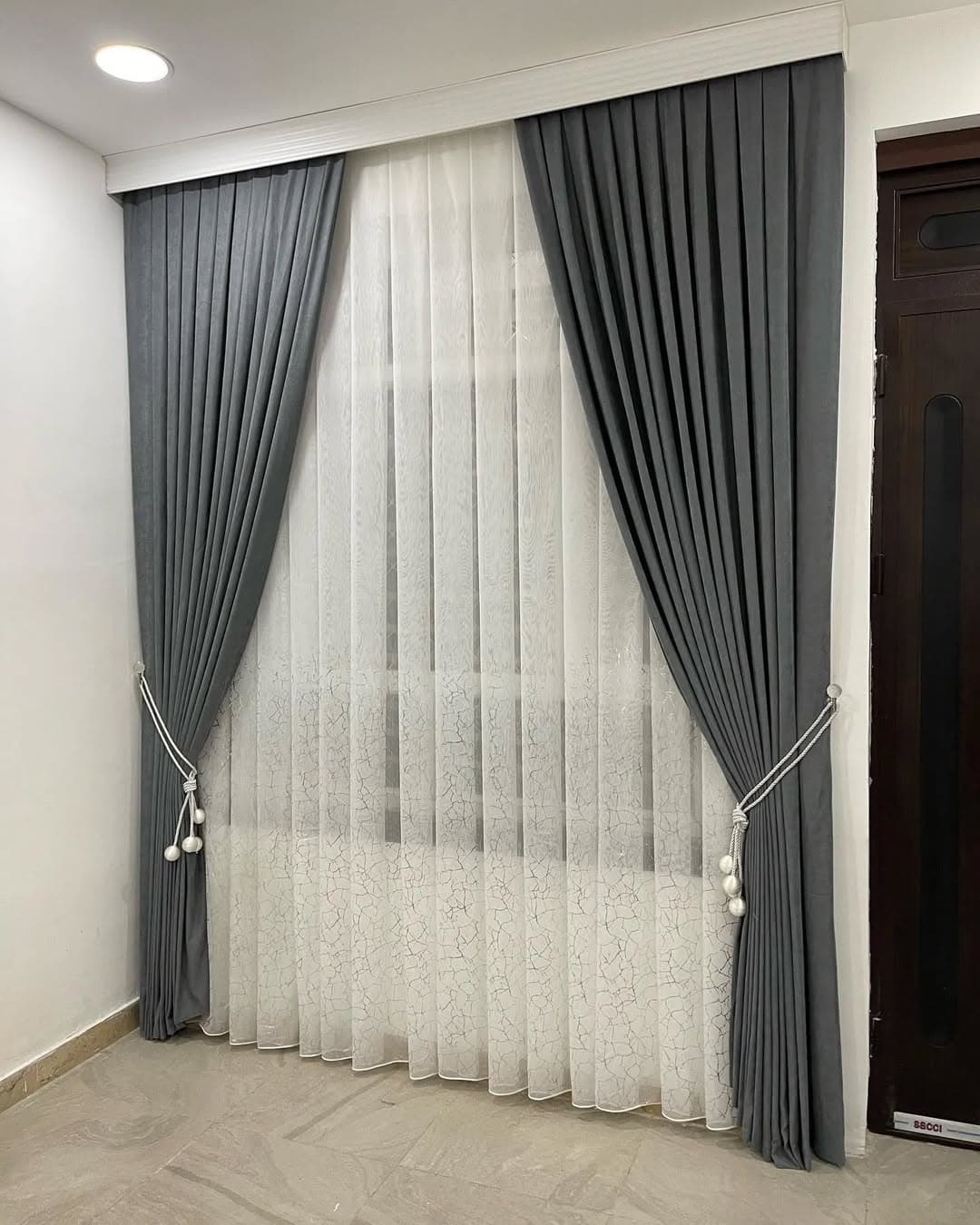 الضجيج تفصال ستائر وتنجيد كنب