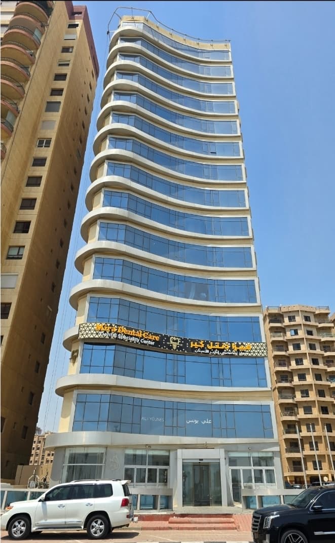 للأجار شقة بالسالمية خط اول بلاجات / for rent apartment in salmya with full sea view
