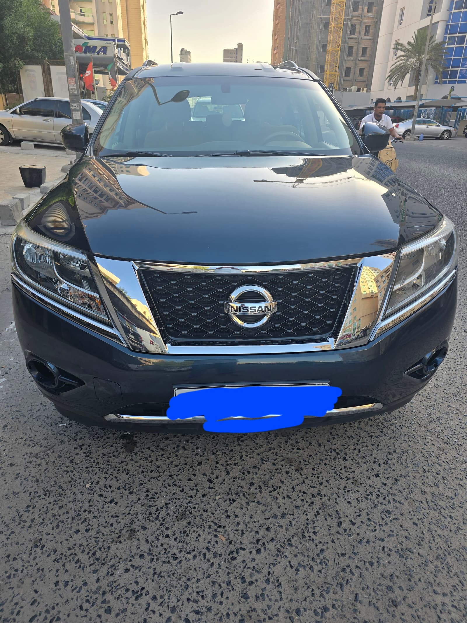 نيسان باثفايندر موديل 2015