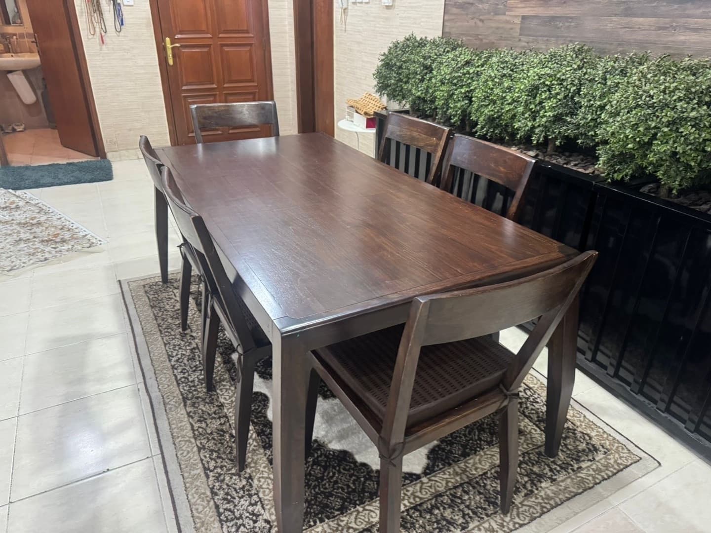 dining table