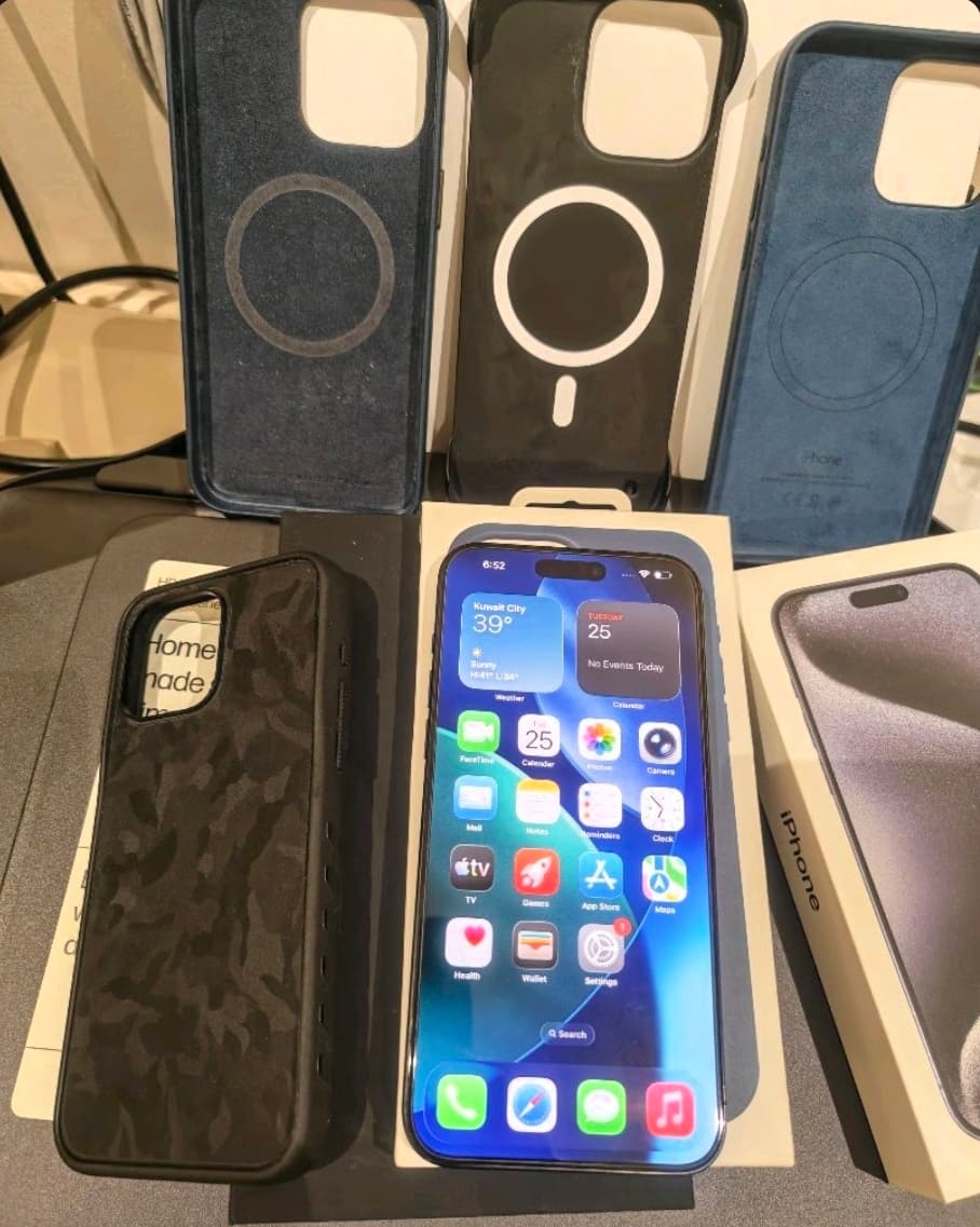 Iphone 15 Pro Max 265Gb استعمال خفيف