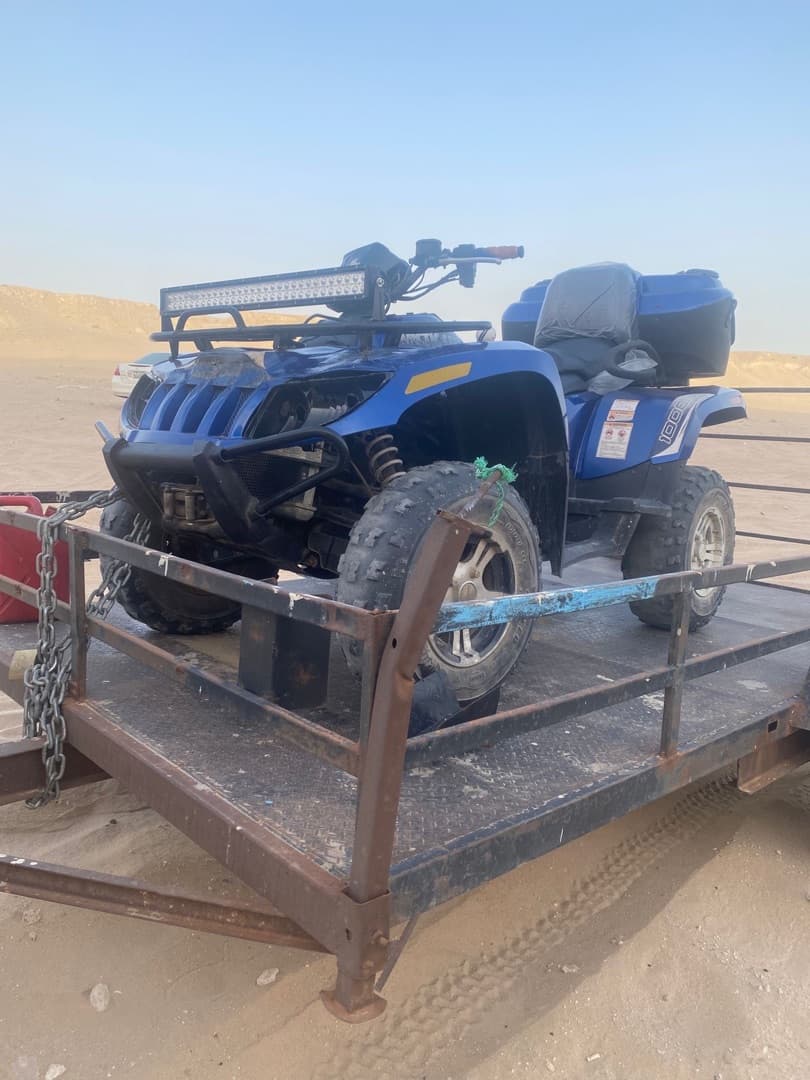 للبيع بقي امريكي حجم ١٠٠٠ بحاله جيده