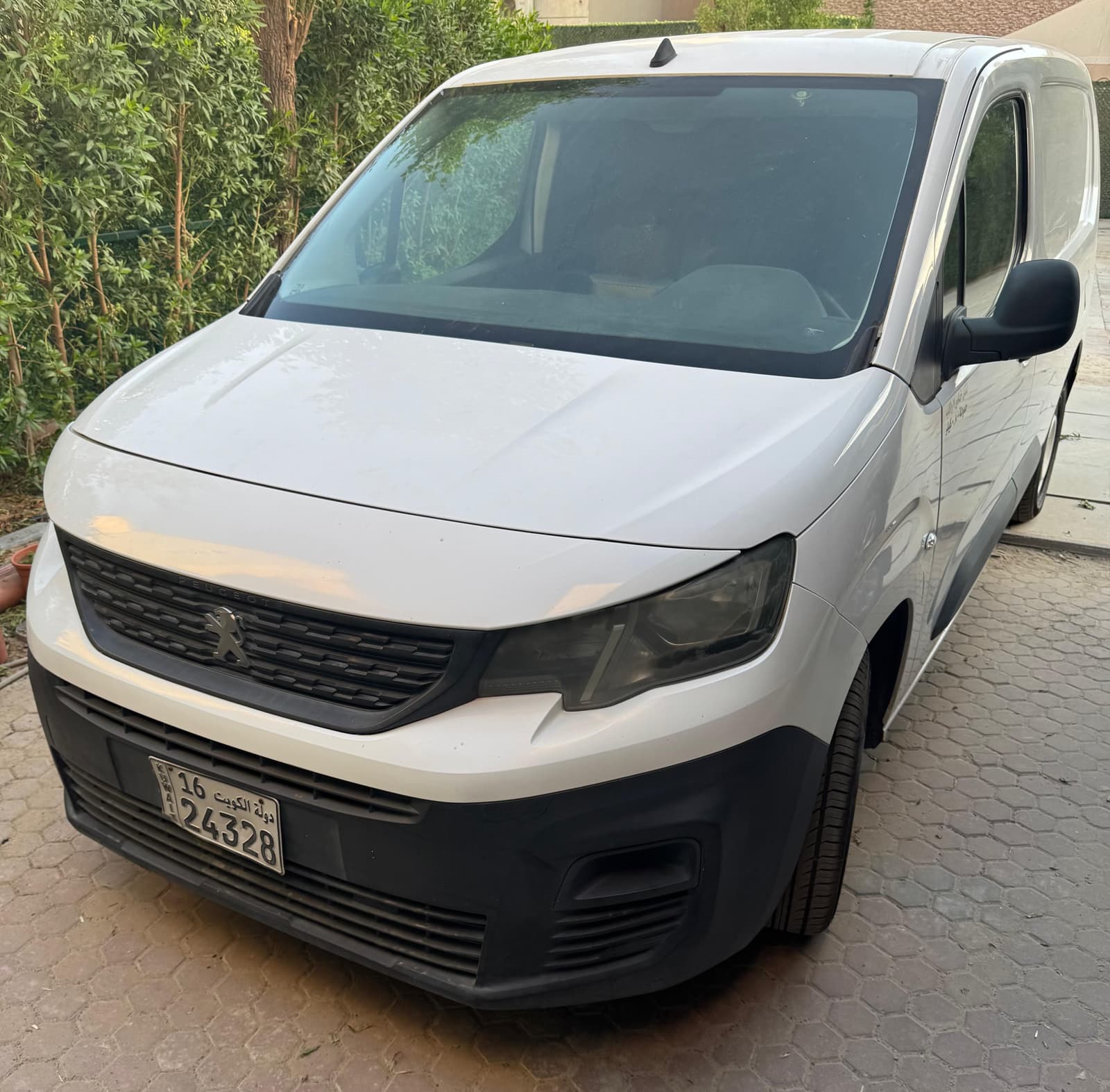 للبيع ( pijo berlingot 2020 ) فان بيجو موديل ٢٠٢٠