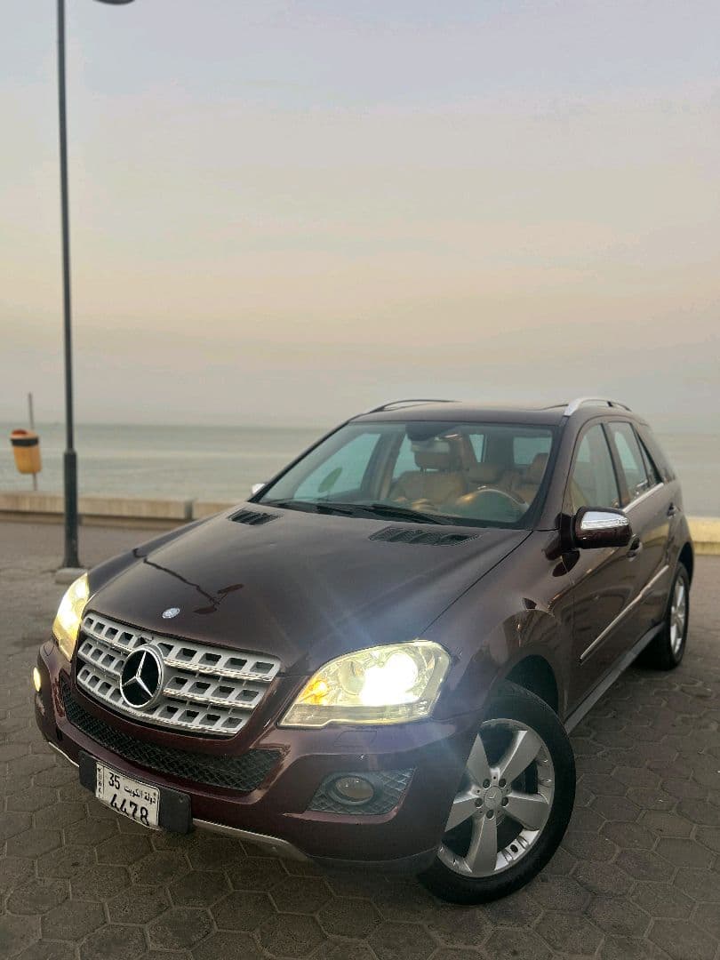 للبيع سيارة مرسيدس جيب ML350