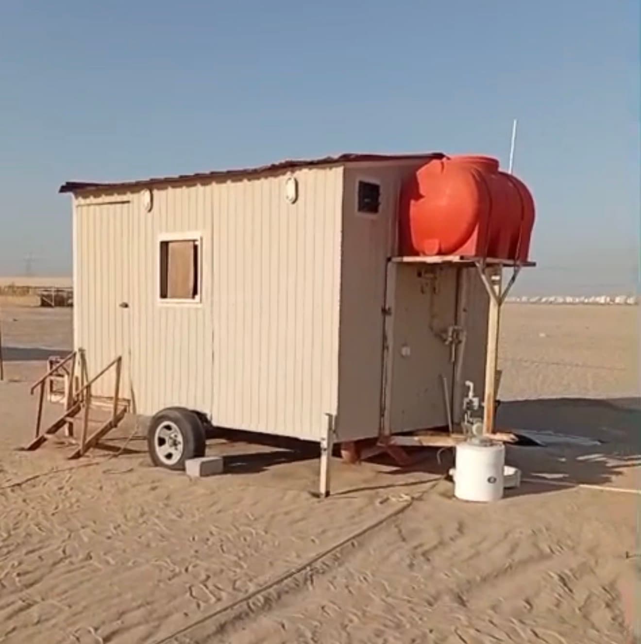 للبيع غرفتين سحب