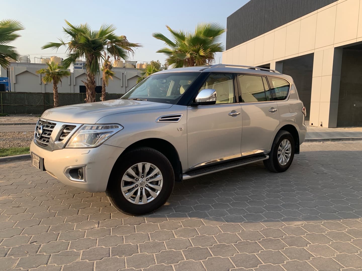 🔥 للبيع نيسان باترول LE V8 موديل 2019 – بحالة ممتازة وجاهز للاستخدام 🚘✨