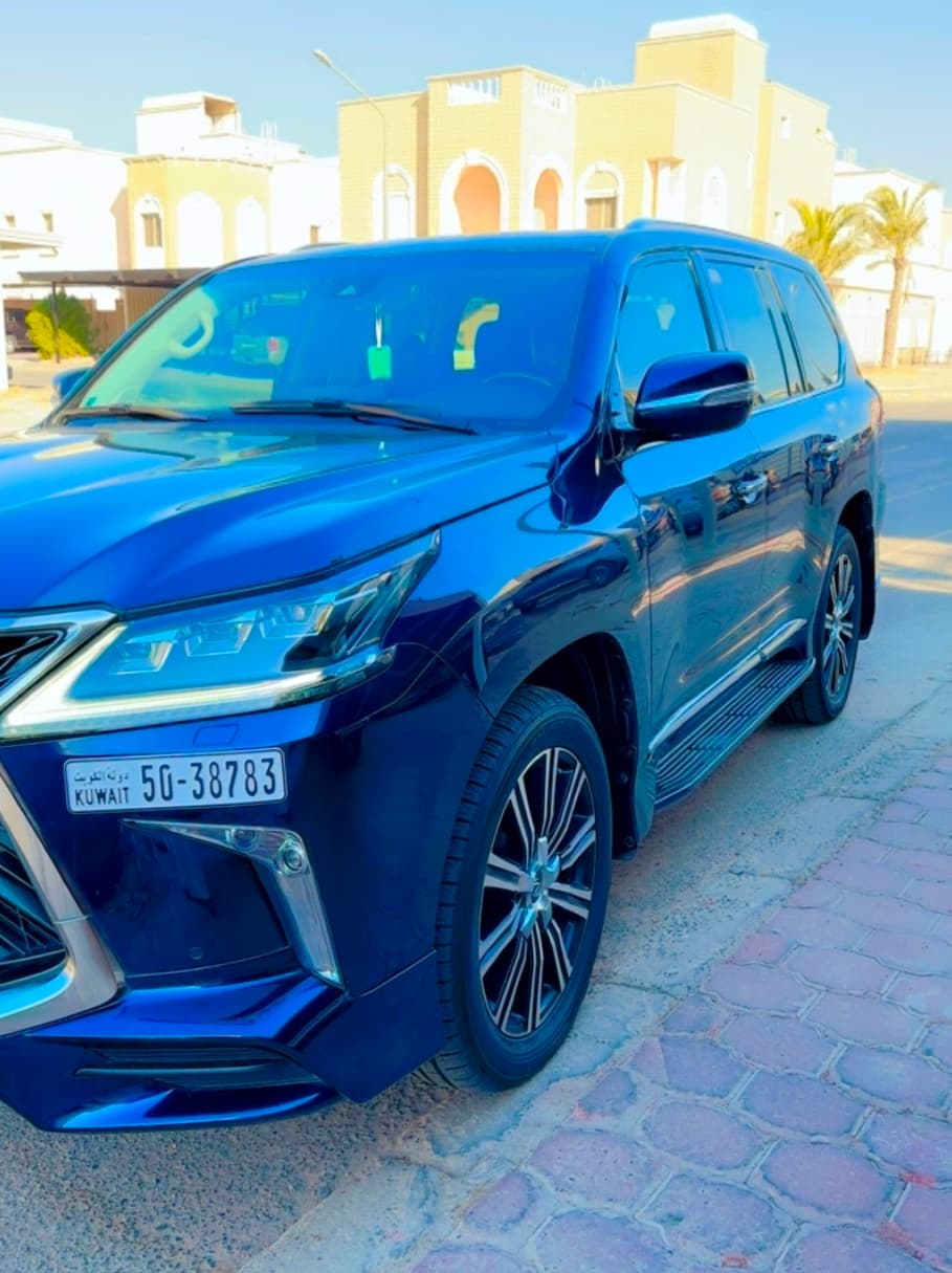 للبيع جيب لكزس 570s